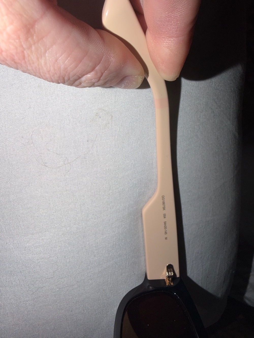 Brand New Current 2026 Season Gucci Women's Black Frame Sunglasses - Picture 2 of 5